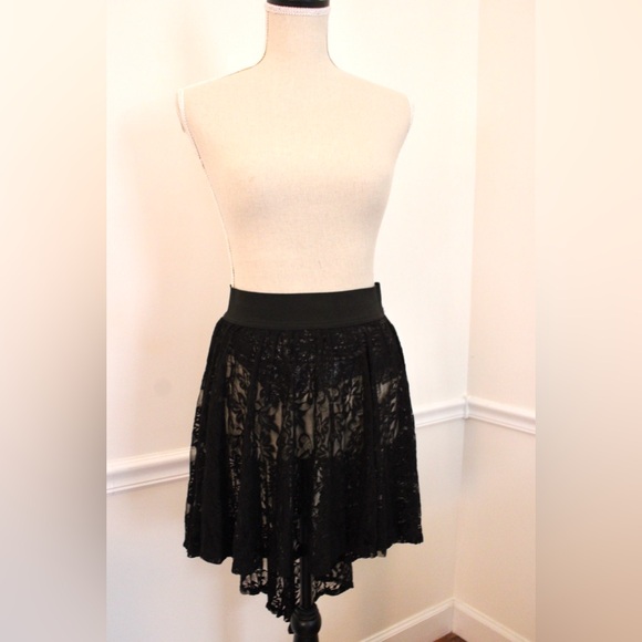Urban Outfitters Trendy Sparkle & Fade Black Lace Low High Skirt Size L - Picture 3 of 12